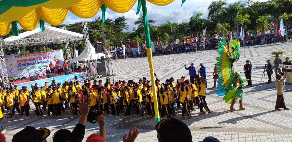 Foto Kontingen dari Kabupaten Banggai mengikuti Pekan Olahraga Provinsi ke-8 di Parigi Moutong, 23-30 April 2019.