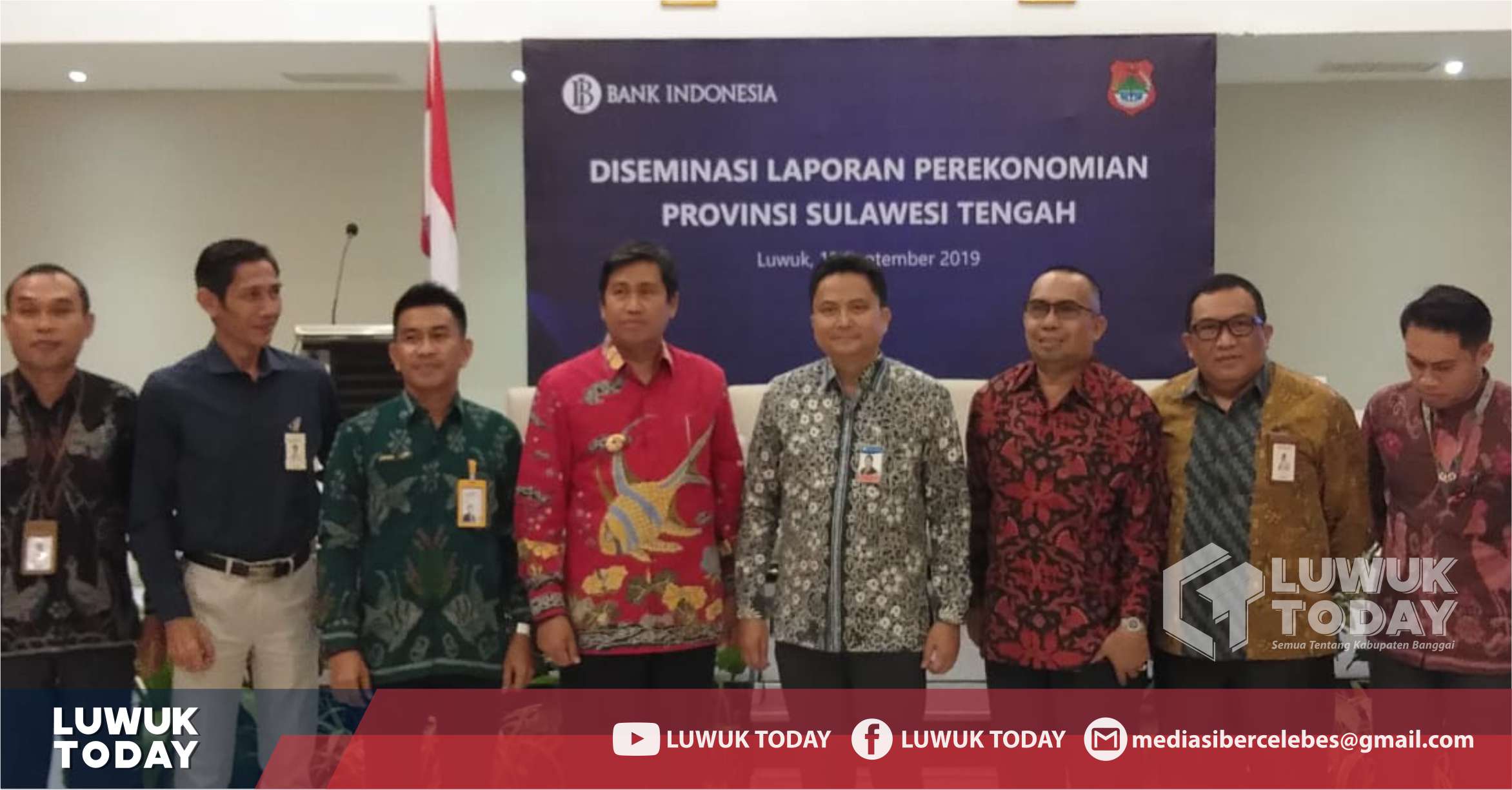 Foto H. Herwin Yatim Foto Bersama Pimpinan Perbankan di kota Luwuk.