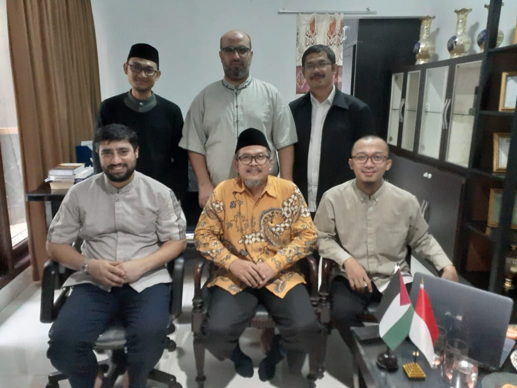 Foto Al Quds Amanati bersama Kampus Ma`had Utsman Bin Affan Jakarta menggelar rangkaian kegiatan Gerakan Literasi Al Quds Amanati untuk Palestina, Senin (7/10/2019)