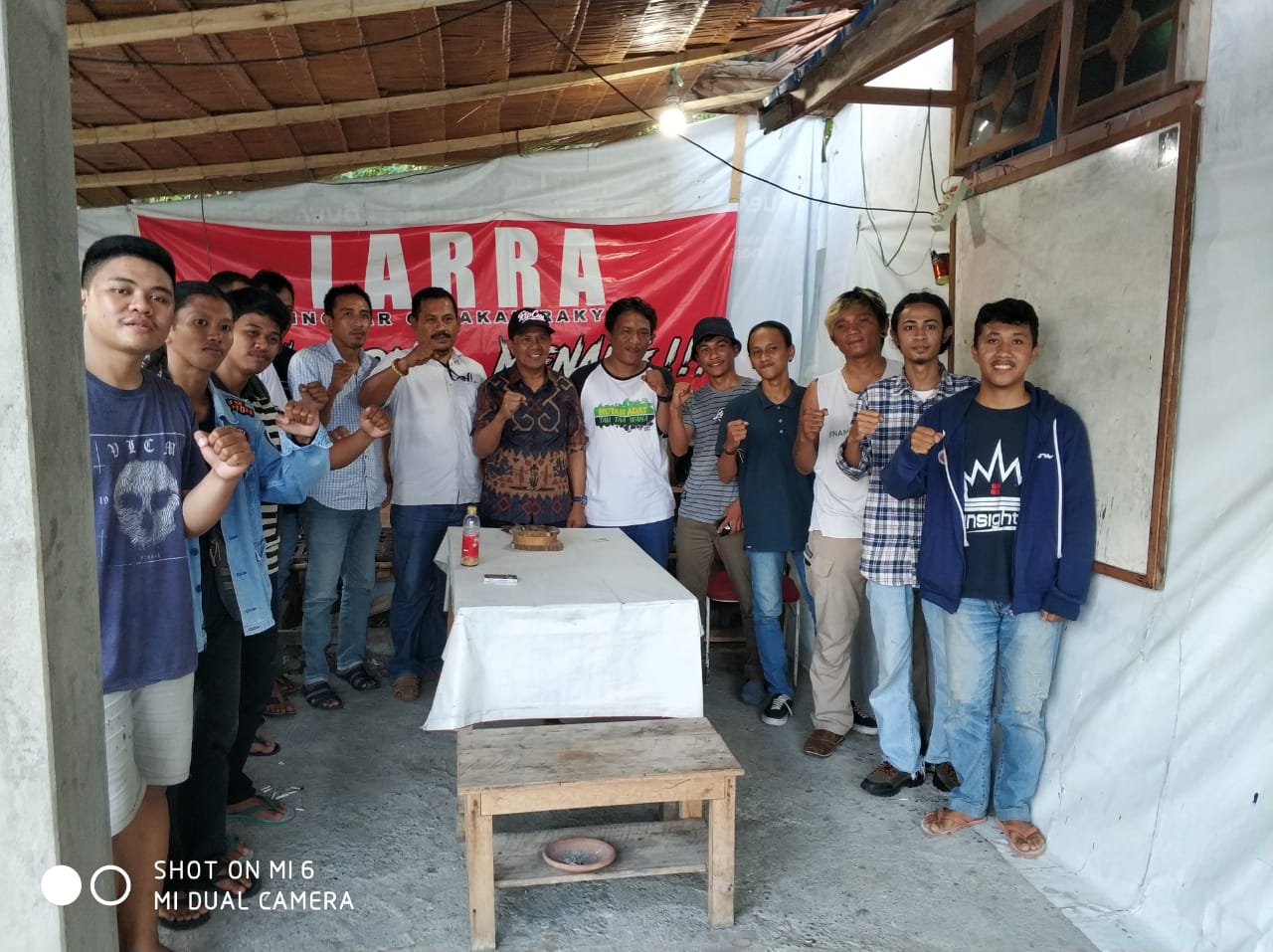 Foto Wakil Gubernur Sulawesi Tengah, Rusli Dg Pallabi sambangi kantor Lingkar Gerakan Rakyat (LARRA) Kabupaten Banggai. Kamis (28/11/19) Pukul 16.00 Wita.
