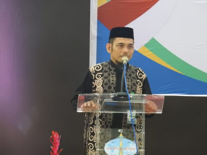 Foto Ketua Dewan Syari'ah  Wahdah Islamiyah Ustadz Muhammad Yusran Anhsar 