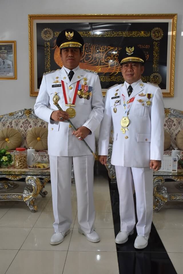 Foto Bupati H. Herwin Yatim dan Wakil Bupati Banggai H. Mustar Labolo, refleksi Tahun 2019 dan harapan Pemkab Banggai Tahun 2020. Selasa (31/12/2019). Foto : KIB.