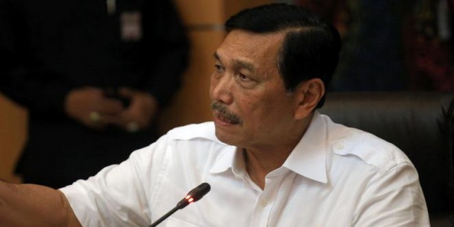 Foto Luhut Binsar Pandjaitan PT Pertamina (Persero) sebagai sumber kekacauan / sumber foto: waspada online