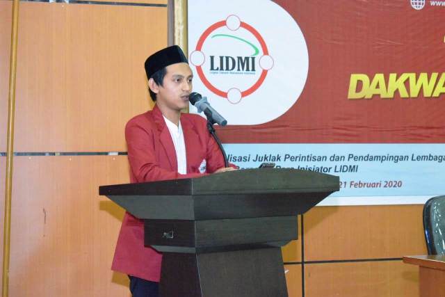 Ketua Umum LIDMI Hamri Muin pada sambutan Temu Aktivis Dakwah Kampus se-Indonesia, Gedung BPSDM Sulawesi Selatan, Jumat (21/02/2020).