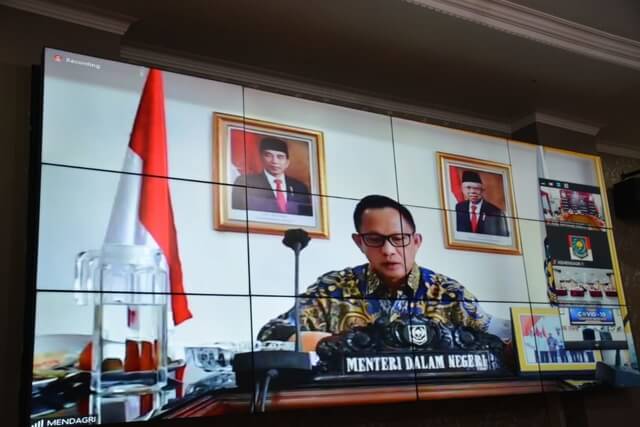 Foto Pemkab Banggai Bicarakan Penyesuaian Anggaran Penanganan Covid-19 Bersama Menteri Dalam Negeri